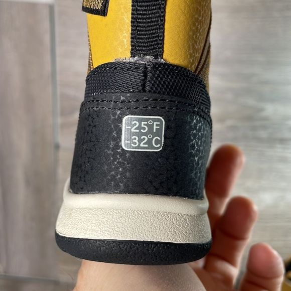 Merrell Snow Crush 2.0 Jr Waterproof -25f 200gr Wheat Leather Toddler Sz 5 Boots - Picture 13 of 13